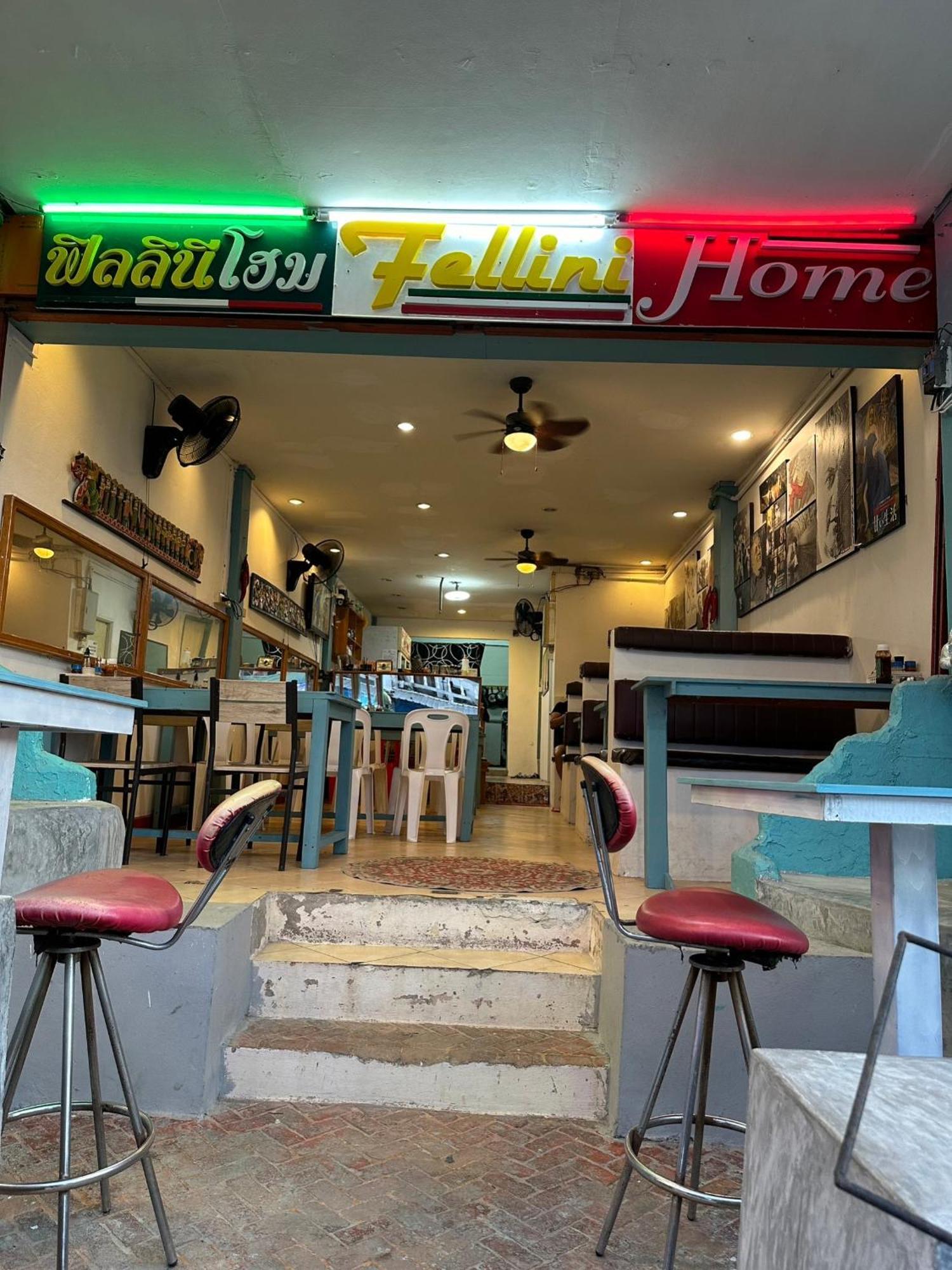 Haadrin Fellini Hostel & Pizzeria Haad Rin Exterior foto